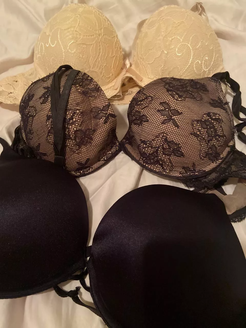 32D Bras 