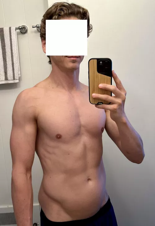39 [M4F] #Seattle – Attractive, Clean & Fit Gent Seeking Healthy, Clean & Athletic Cutie w/a nice pair of perky Titties 🥰, any size, to Sensually Play & Suck 😋