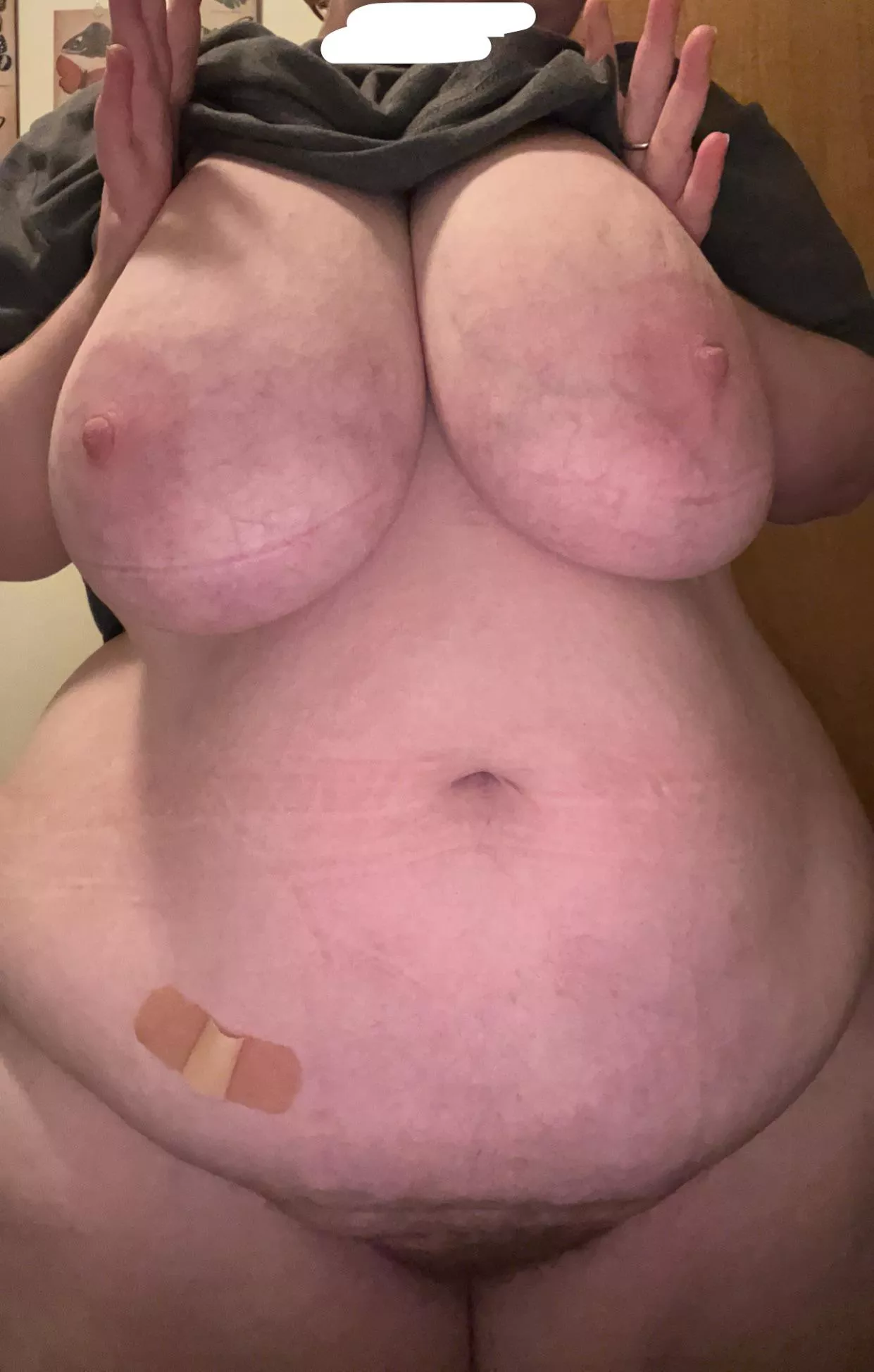 Ate entirely too much Halloween candy yesterday but cute belly anyway 