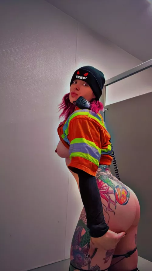 Blue collar woman 💋💦