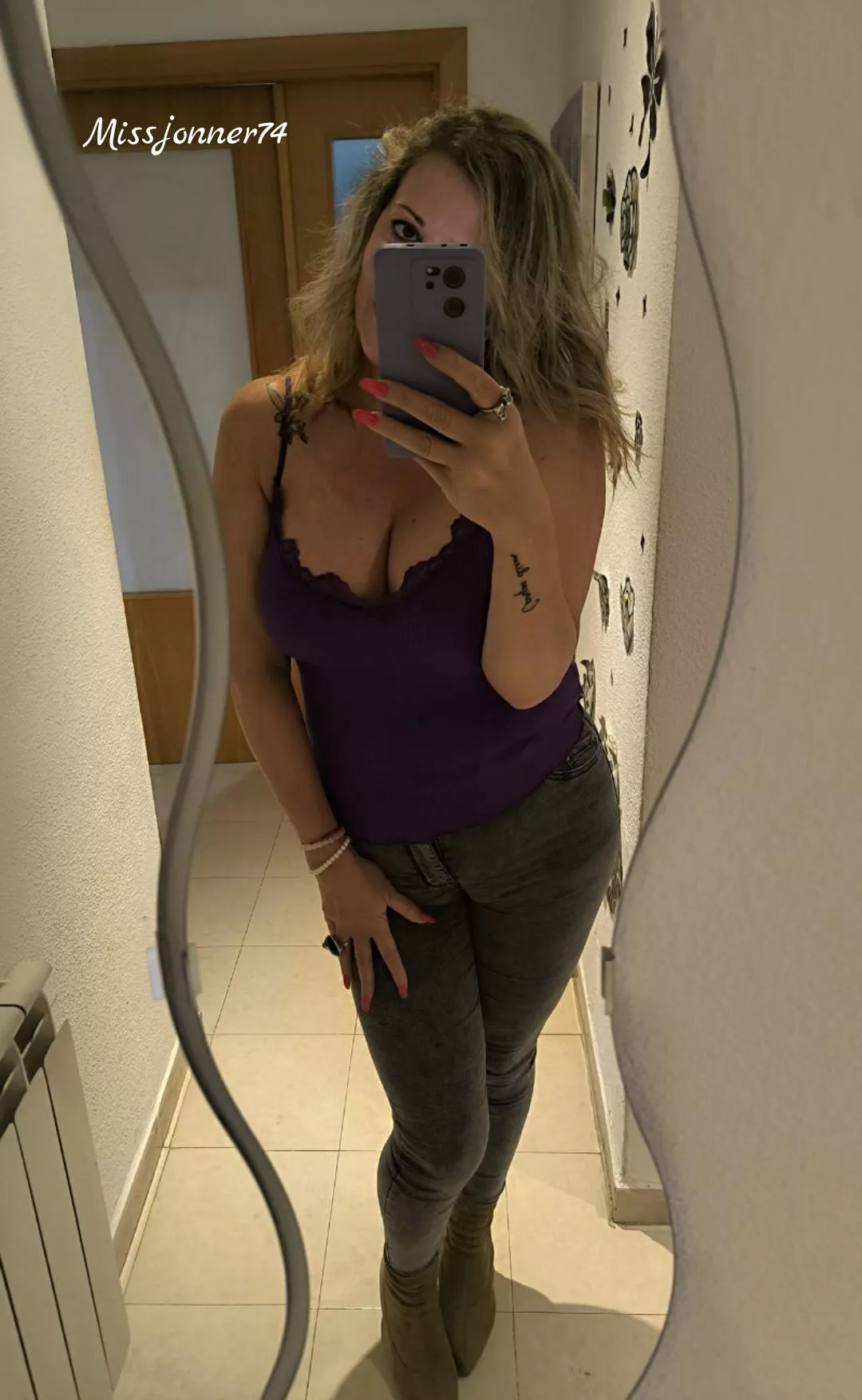Curvy mom 50 