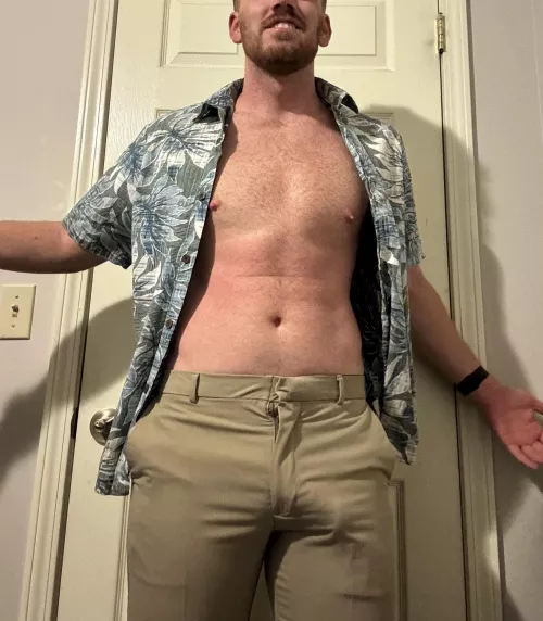 Do I pull off this sexy Ace Ventura costume? 