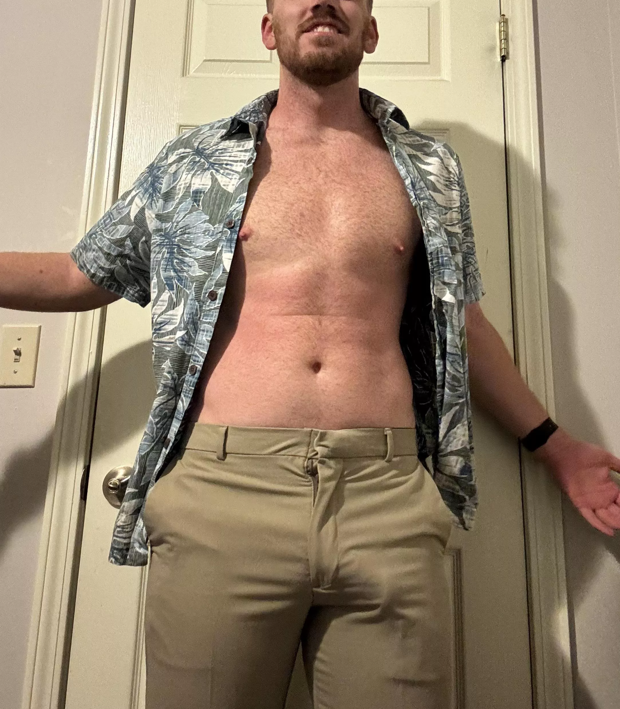 Do I pull off this sexy Ace Ventura costume? 