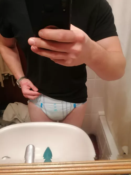 Do you go out in a slightly wet diaper or do you always change before leaving home? (I'm just doing some errands) 
