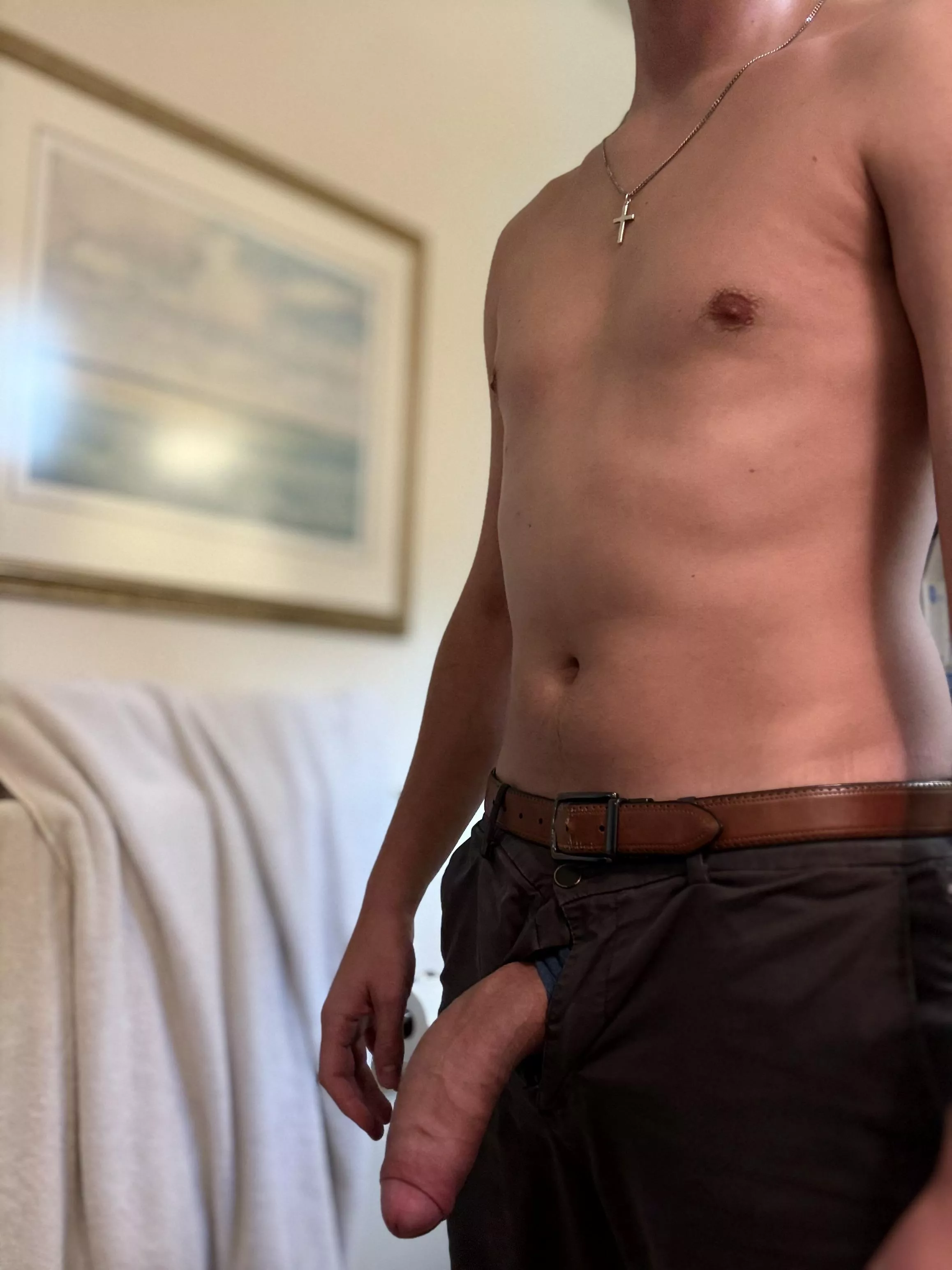 Don’t you hate it when it doesn’t fit in your pants 🤷🏽