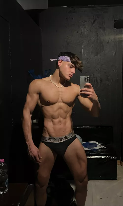 Finishing training and going to the showers, if you want you can join me