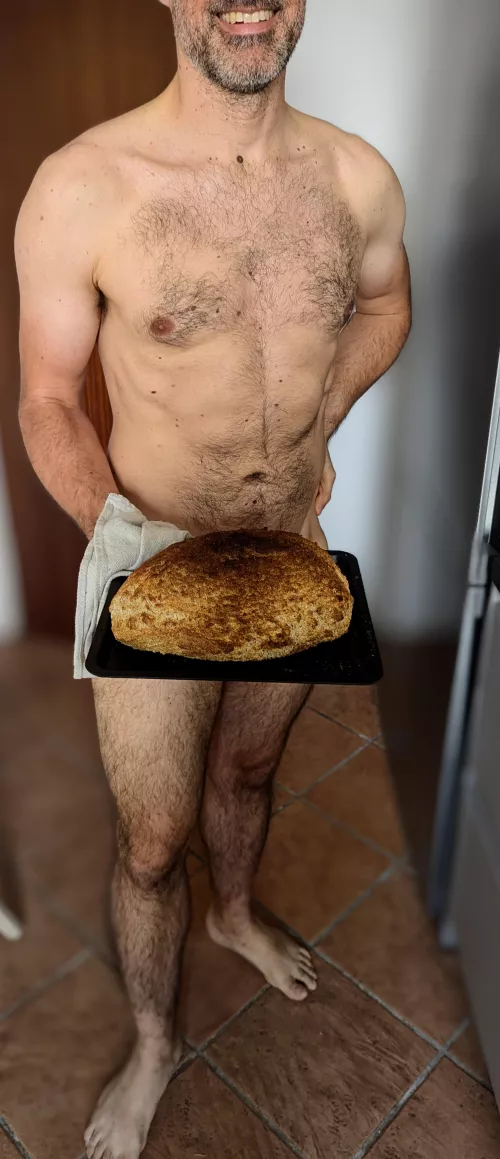 Fresh sourdough for breakfast 💥