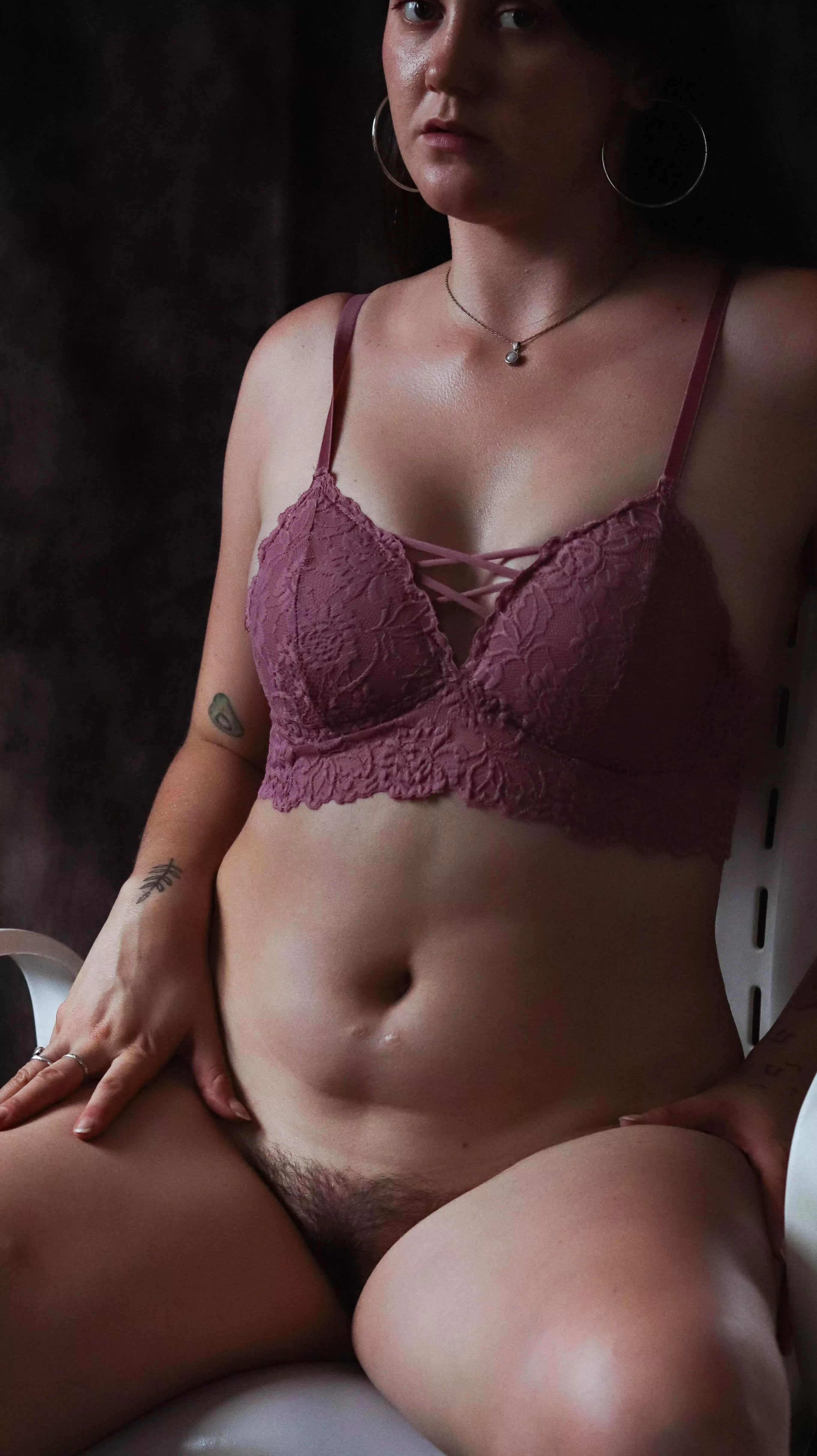 Hairy style. Never shaved my pussy 