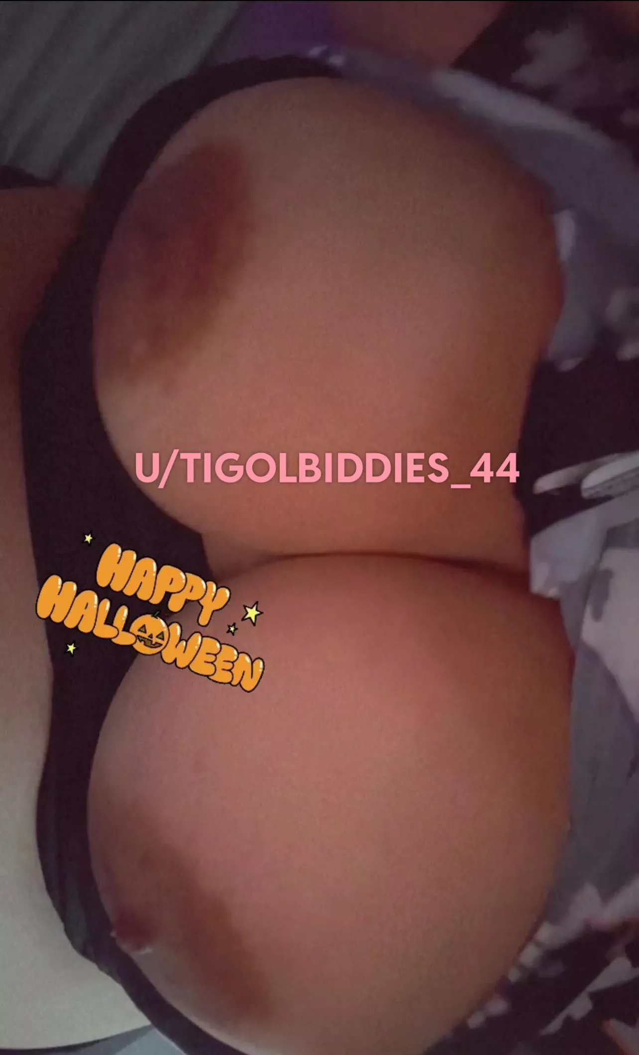 Happy Halloween 🎃 👻 [F] Hope you enjoy ☺️ 