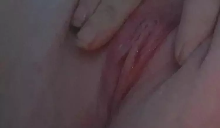 Hoping I can get some fucked up rape threats while I nap with the door open 