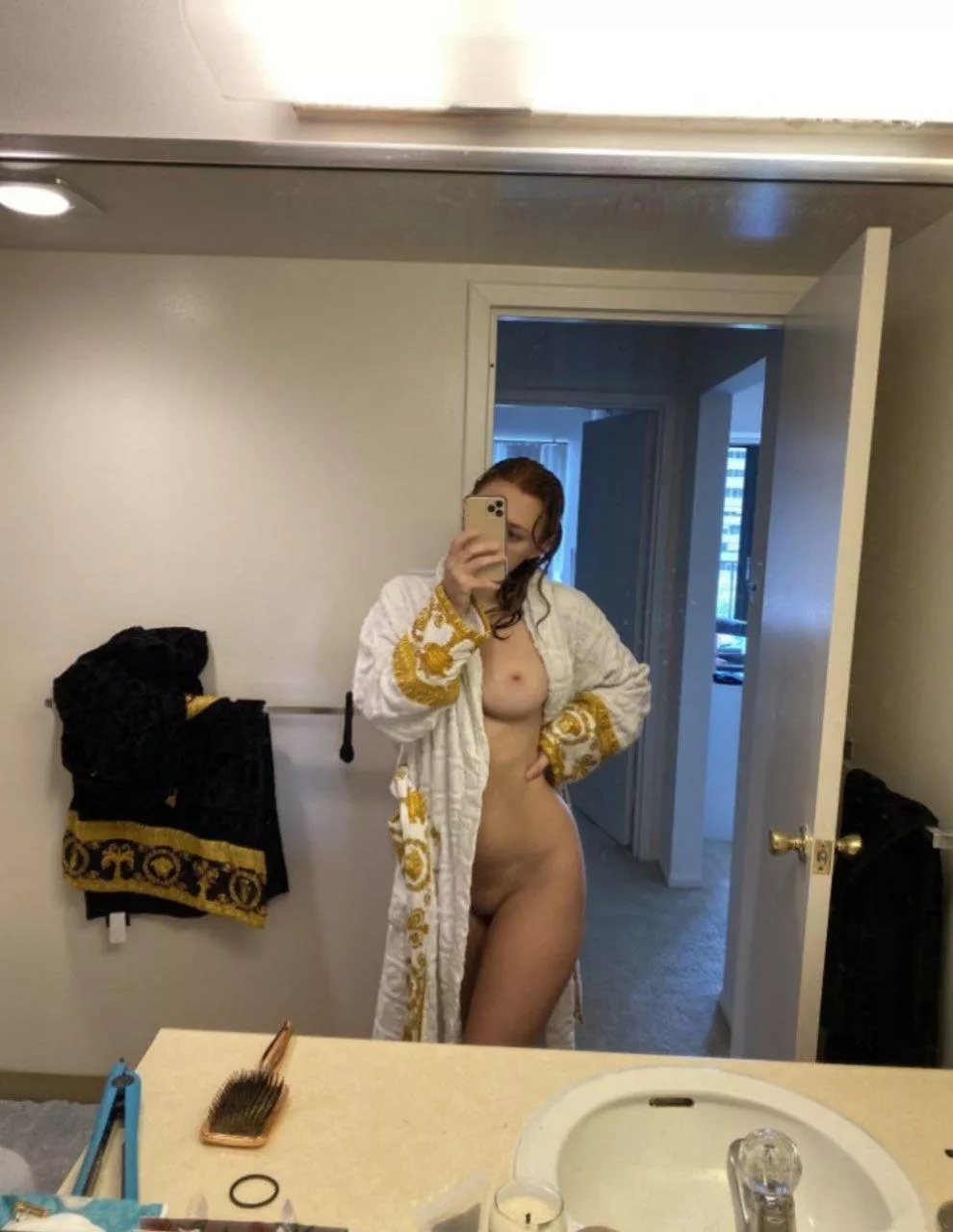 Horny, tele>janef010