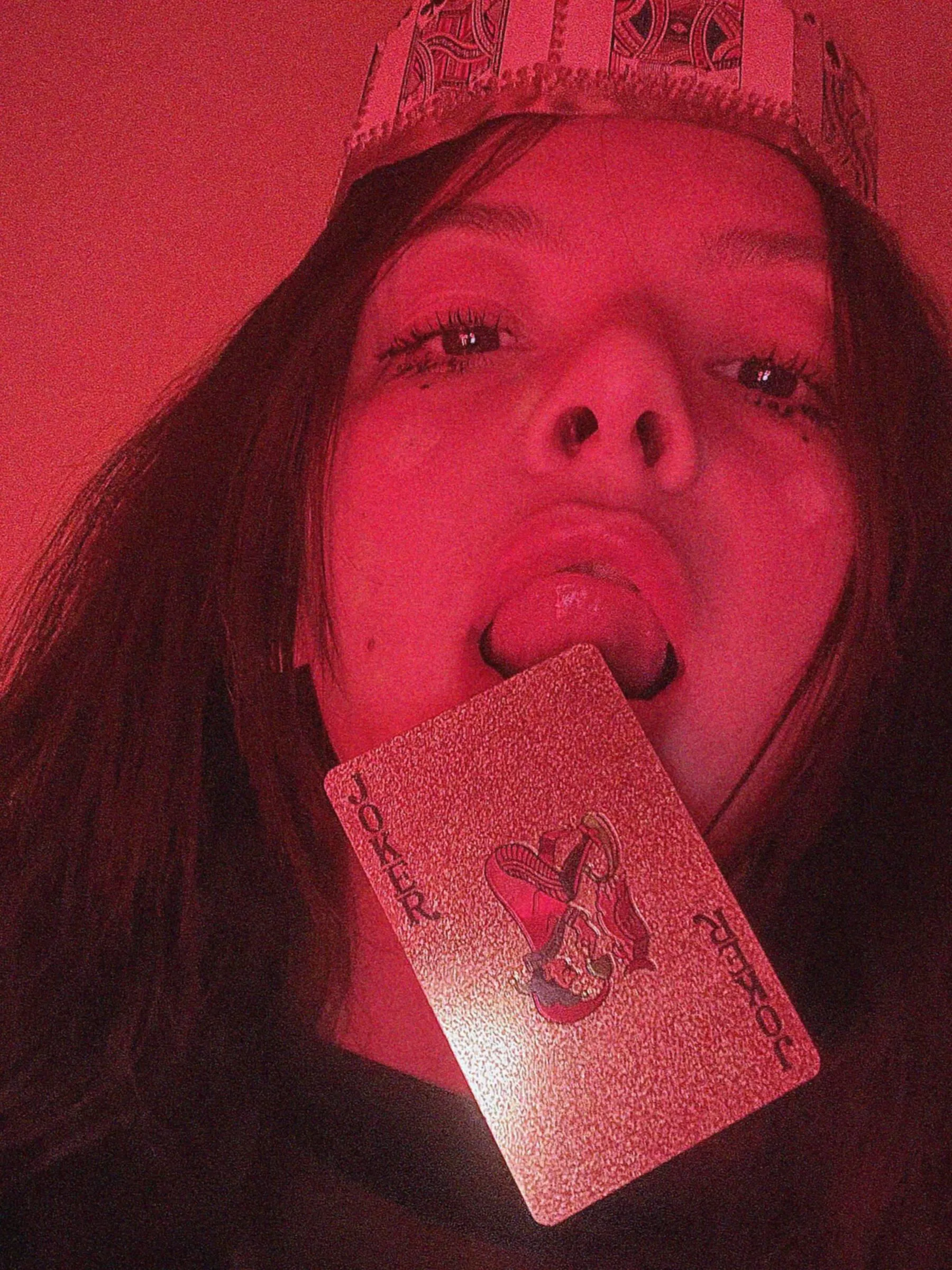 I might look like a queen, but I can be your wild card