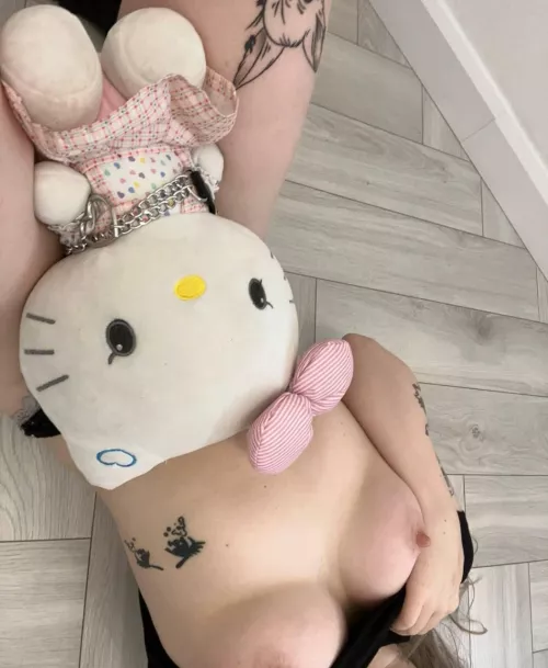 I still have toys even though I'm 18 (but they are slightly different ;)) [F]