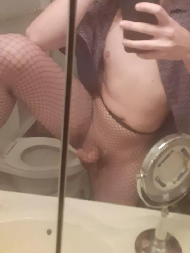 If you wear fishnets dm me
