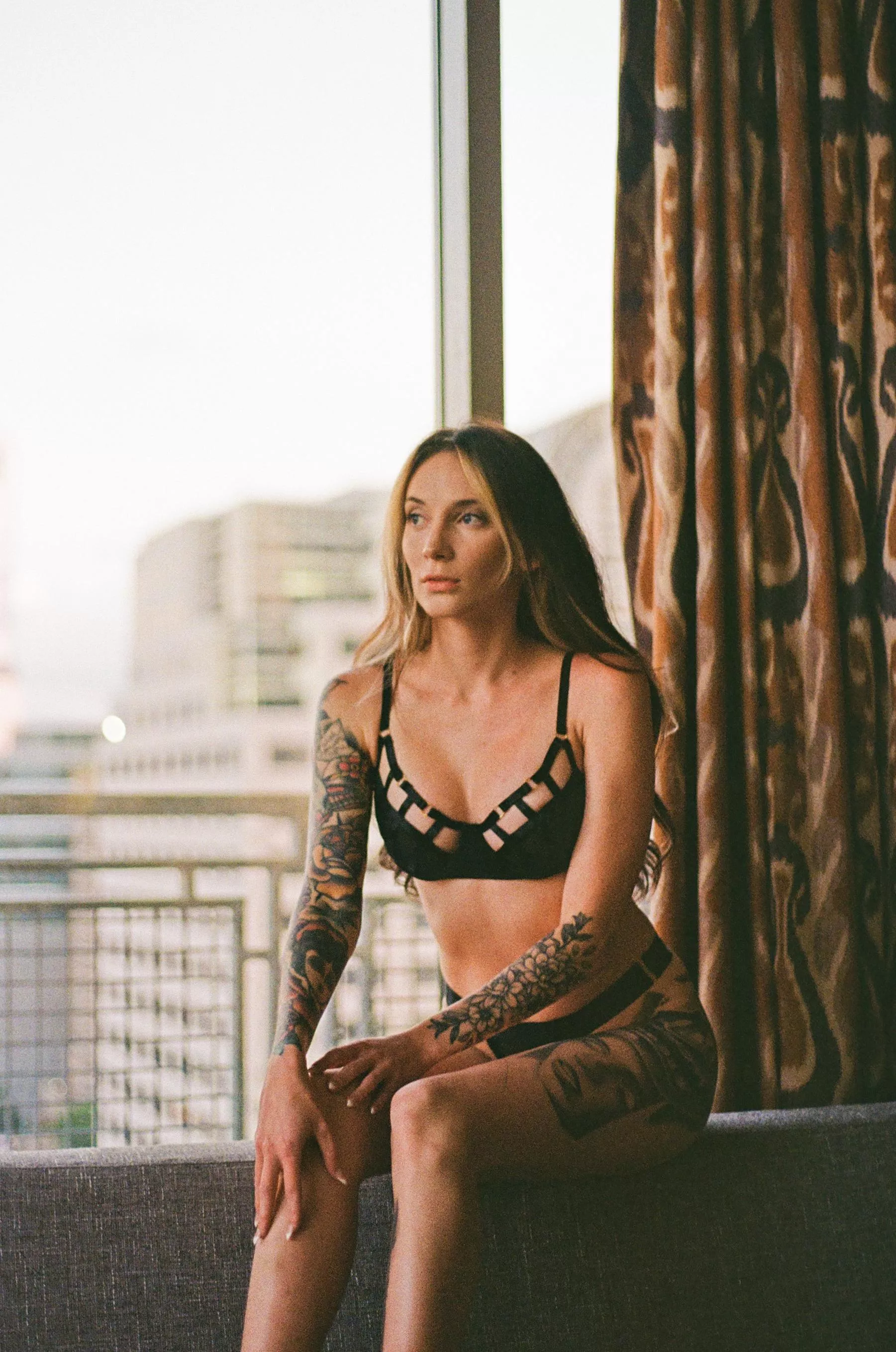 It's been a hell of a day, help me relax?  💆