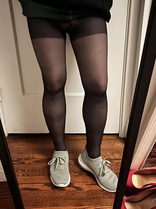 Just a pair of black ones…