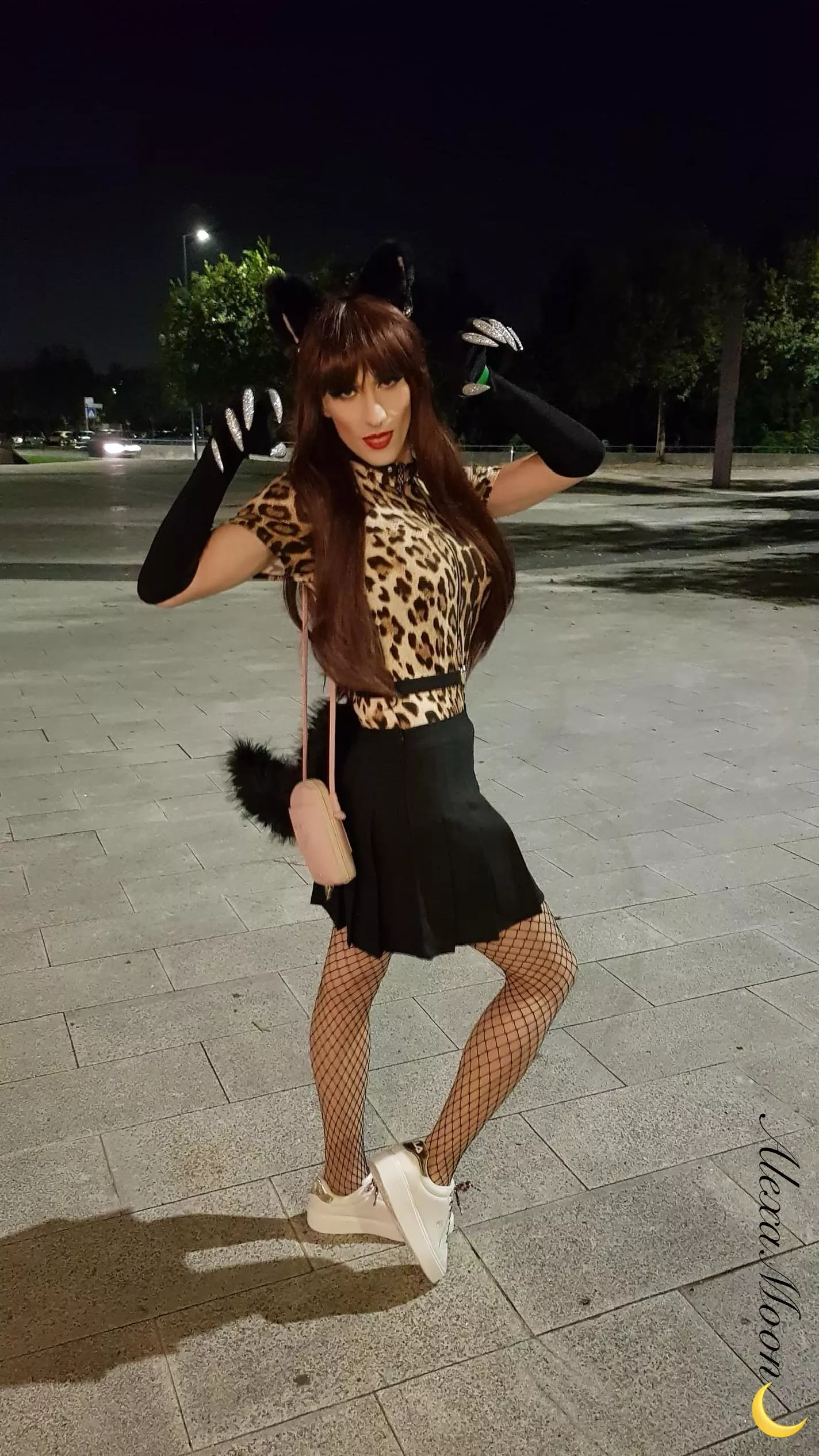 Last night Halloween party outfit 🎃👻🐆