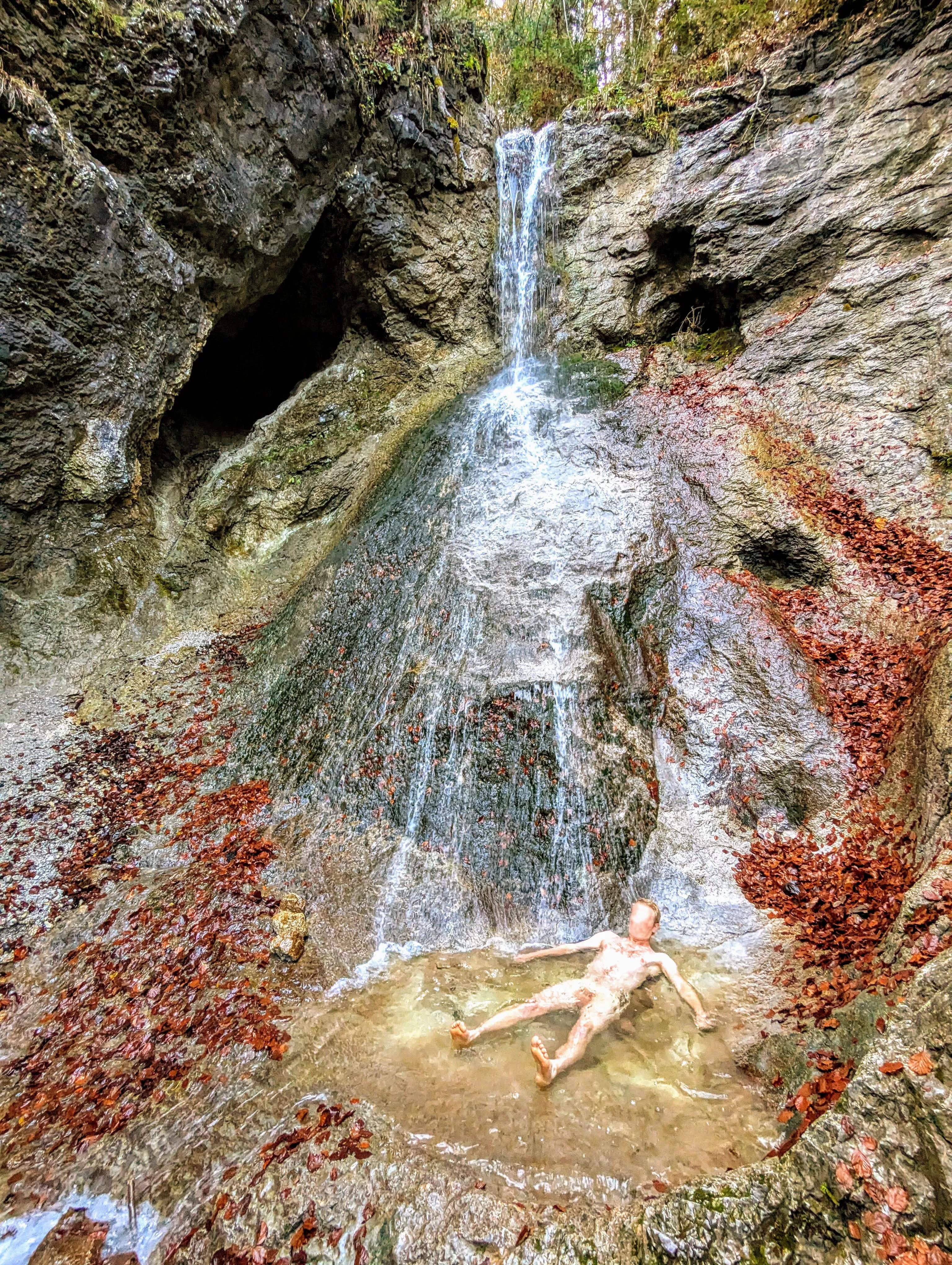 Leaves are falling, but it's not too cold yet!