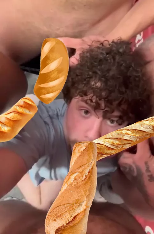 Looks like his friends threw him a baguette party 🥖 