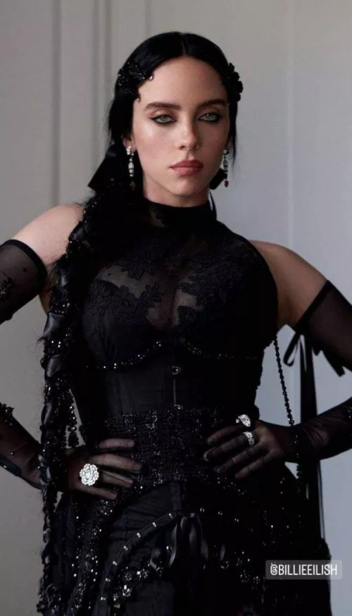 [M4A] (A playing F) I need someone to play Billie Eilish for me in a gang bang scene I’ll play more then 100 guys at once. Make her a total slut 