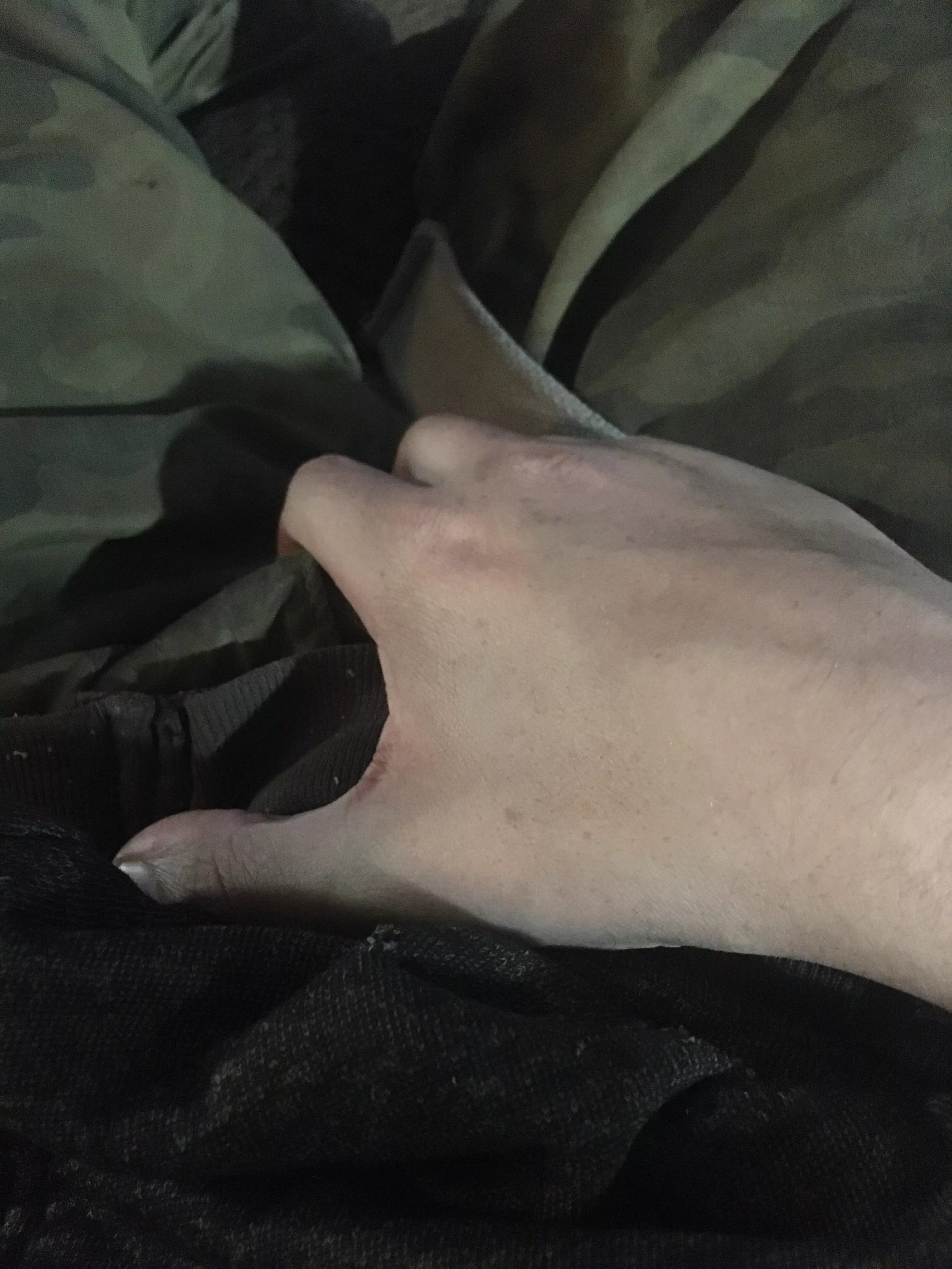 M4f 29 in Decatur wanna see what’s down there 