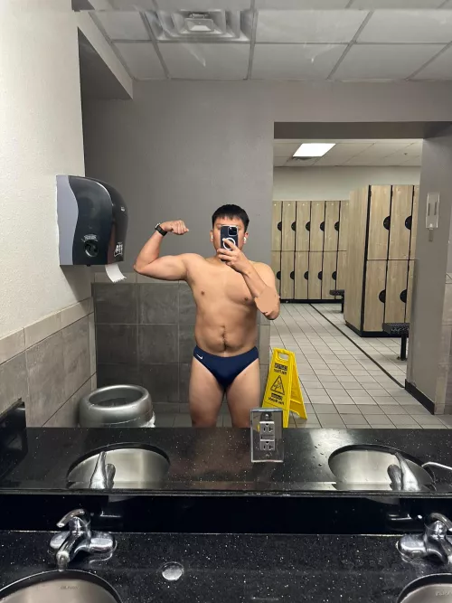 Maybe it’s time to get more speedos (26)