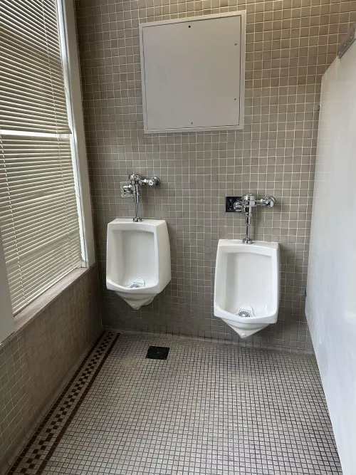 Milwaukee City Hall: Main Lobby/1st Floor Mens Room