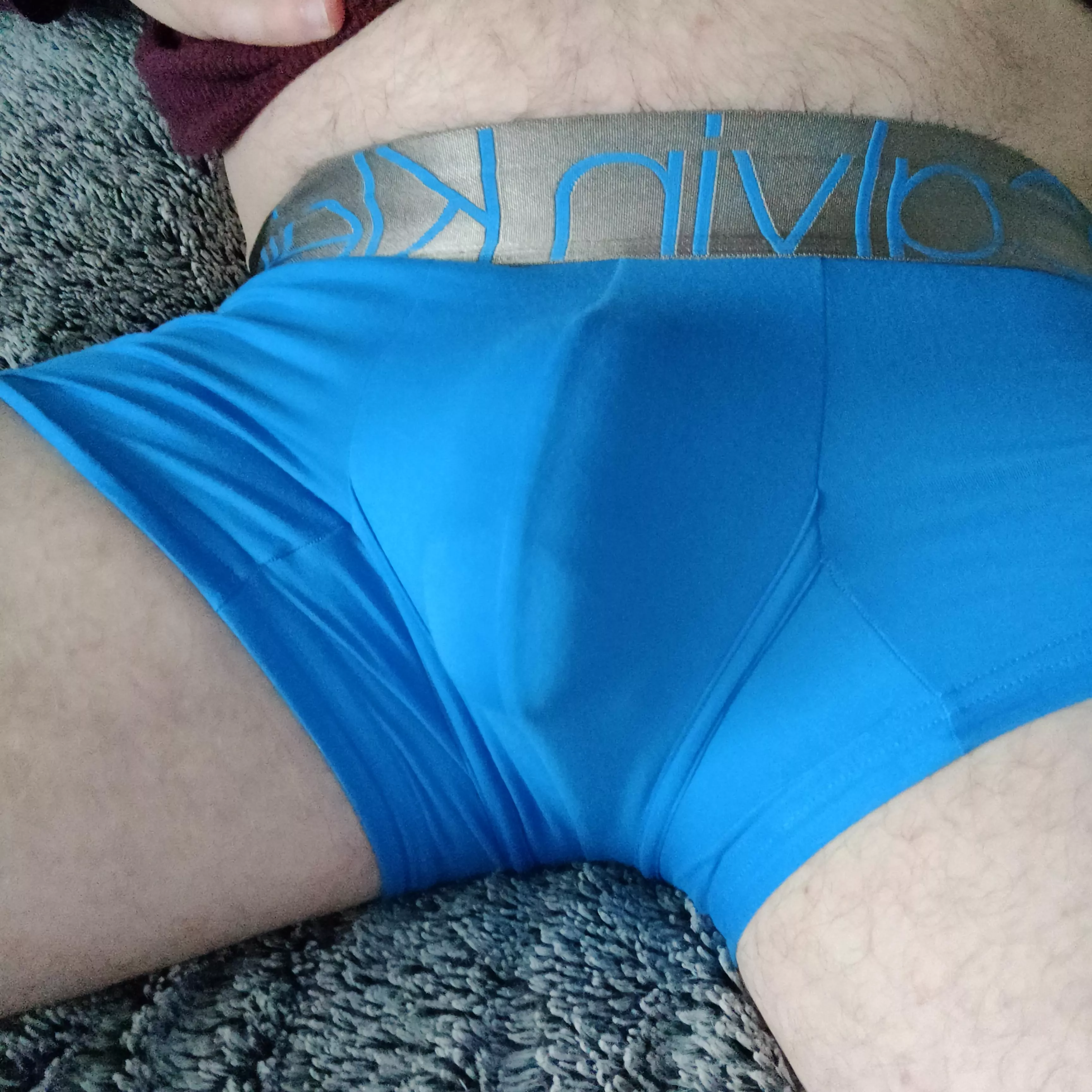 Need someone to fill my boxers with cum. 