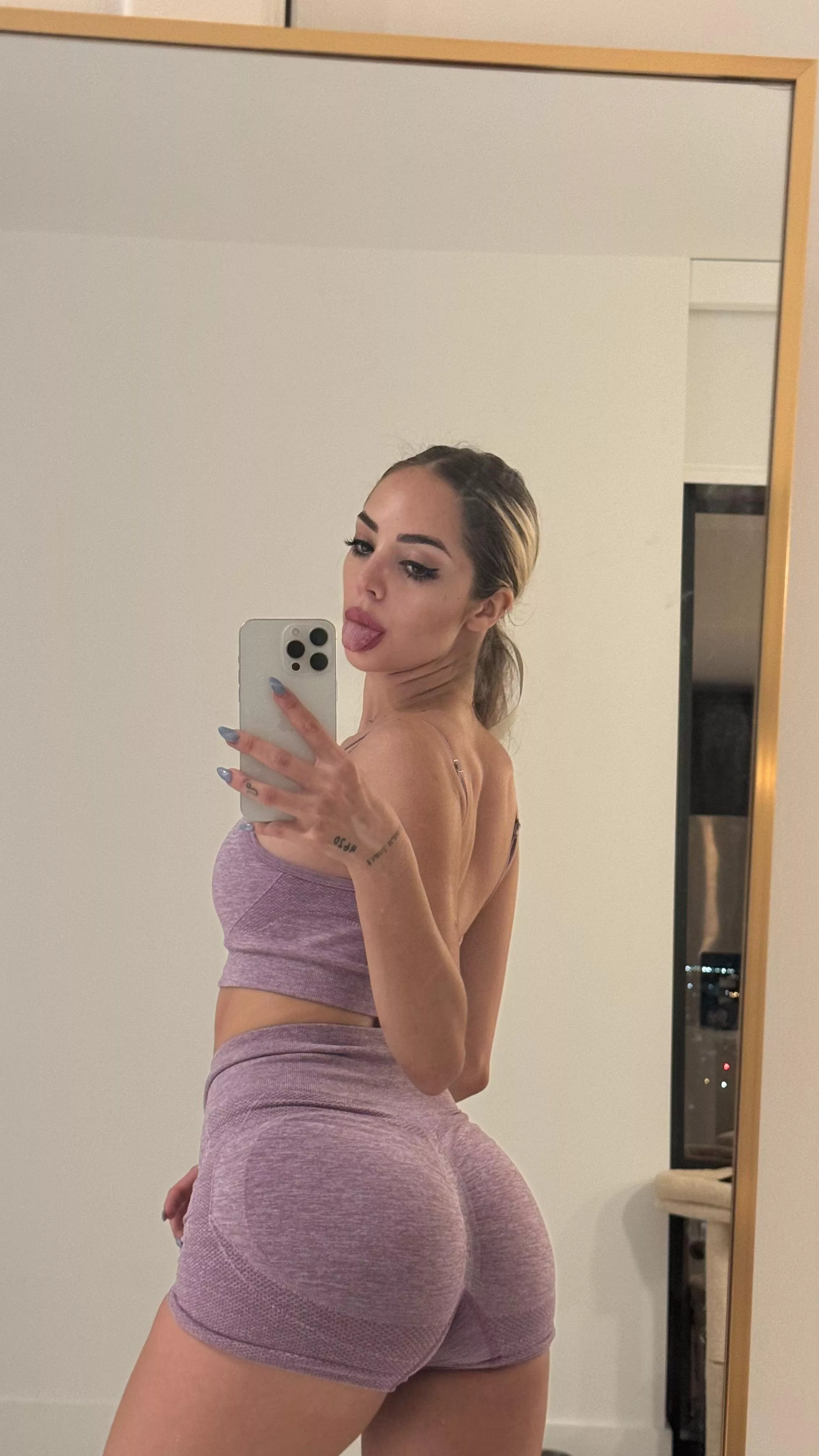 no panties at the gym today