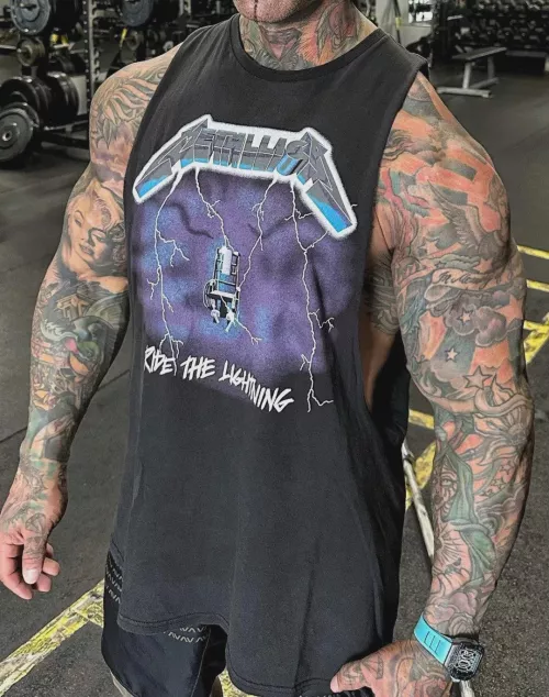 open your wallet for this latin god