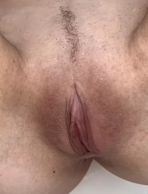 Over filled my pussy with multiple creampies