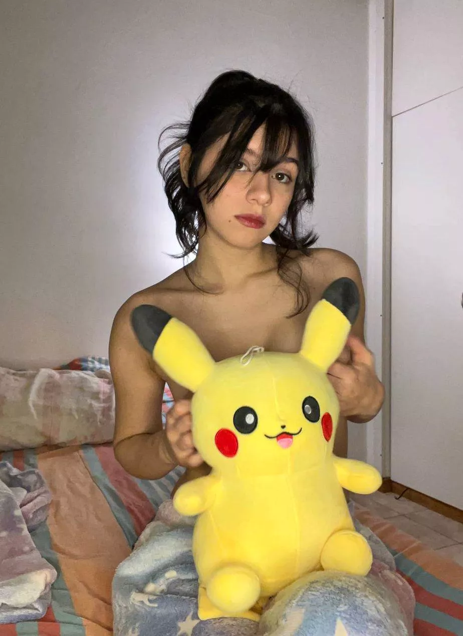 Petite and insatiable – I’m ready to feel every inch of you 😈
