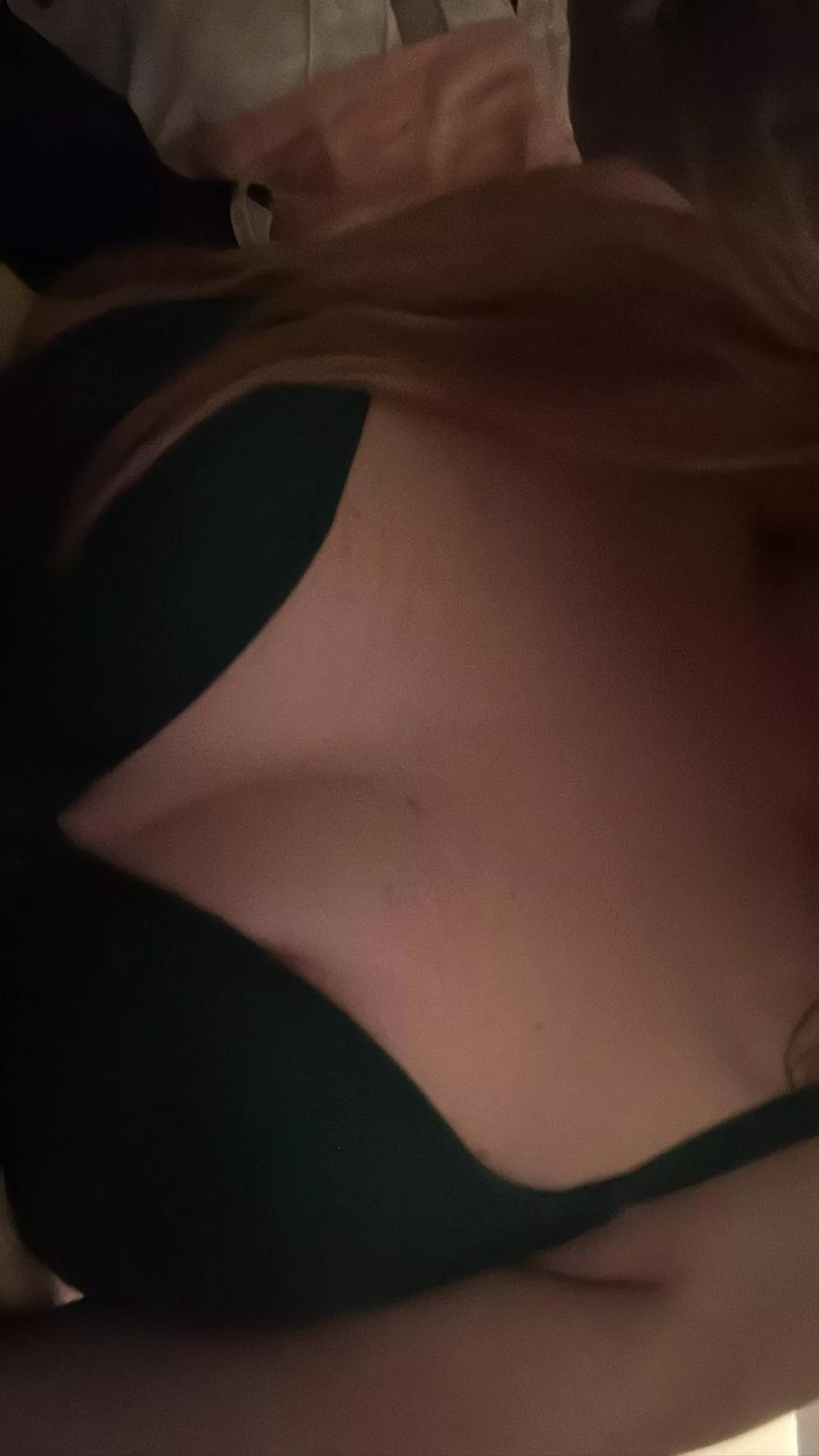 quick peek for all the hot men