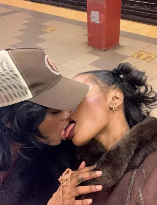 Subway kiss