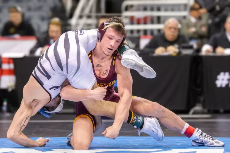 Those chest muscles 🥵