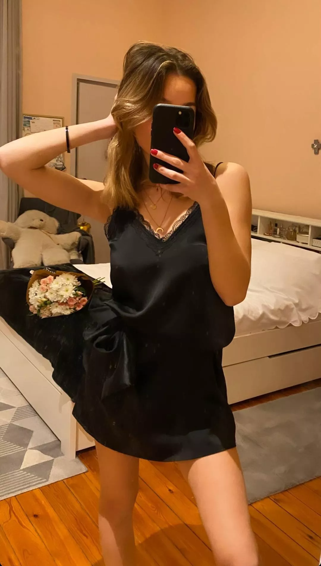 Vous pensez que je porte quelque chose en dessous..