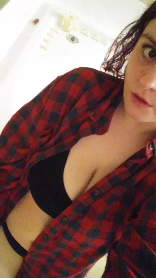 yeee I'm so excited for flannel season! <3