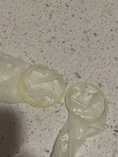 A direct comparison of condom size in western country and China. The difference is systematic!