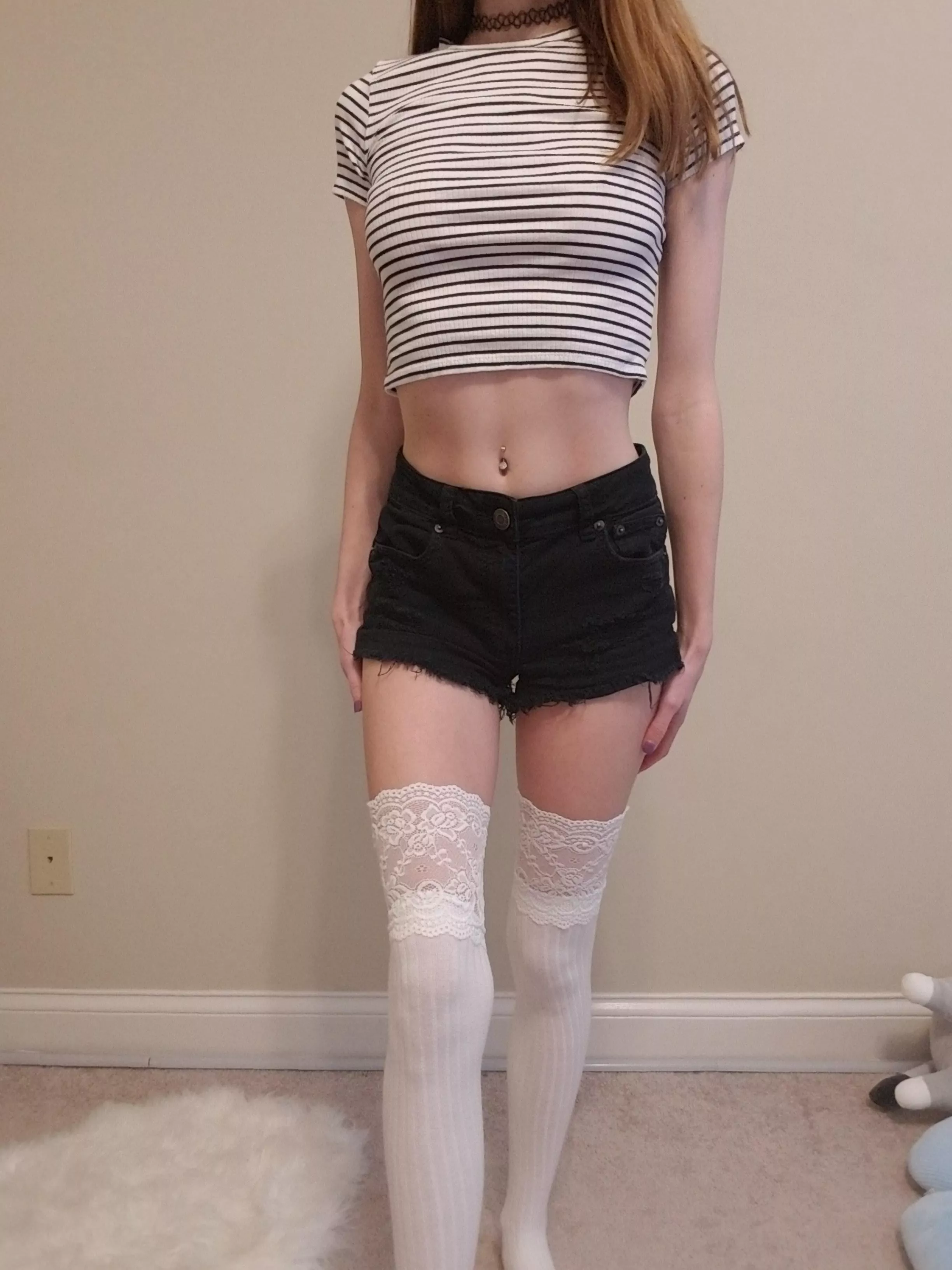 A peek at my midriff 