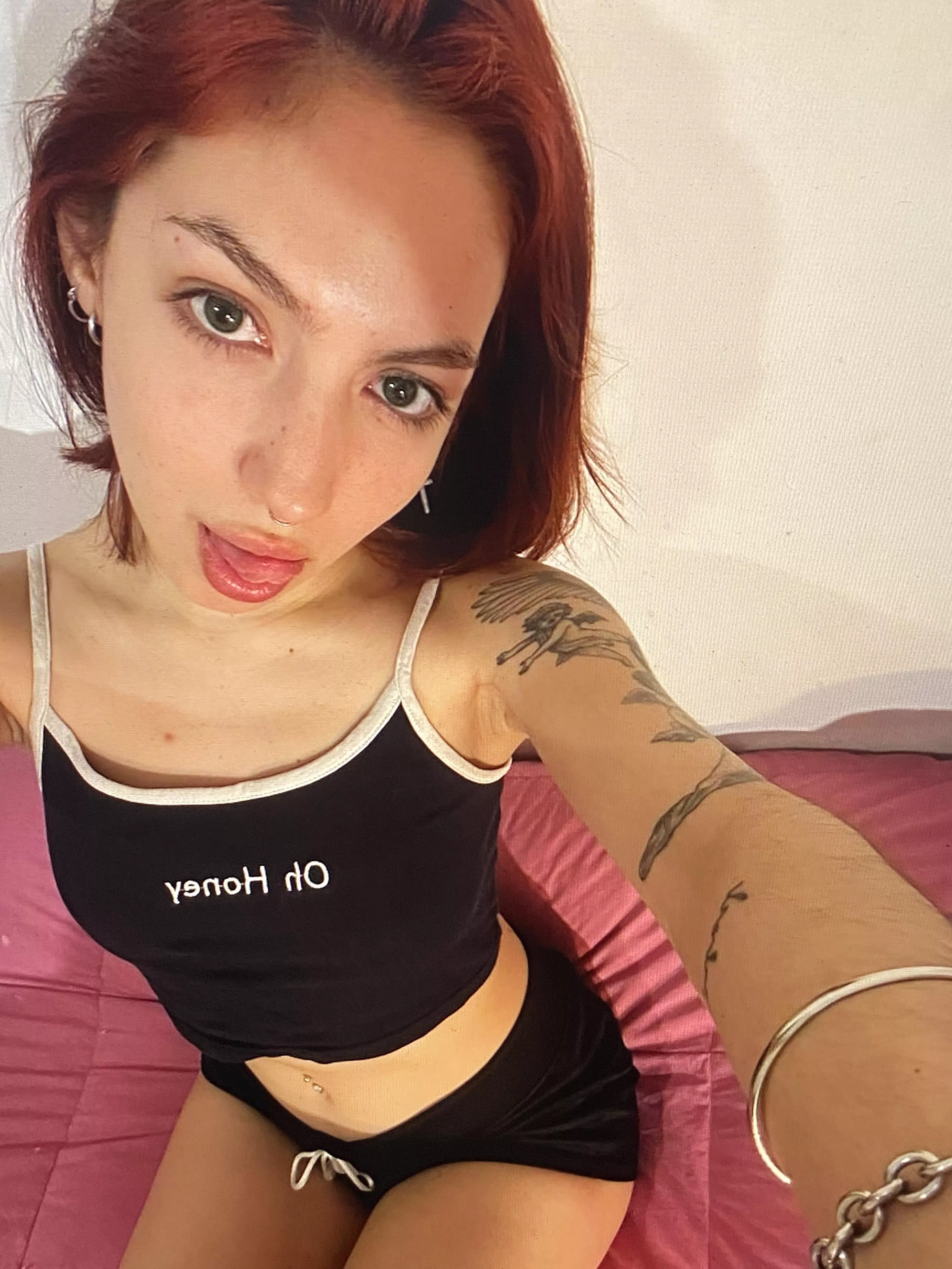 do u think im pretty baby?? (uk)