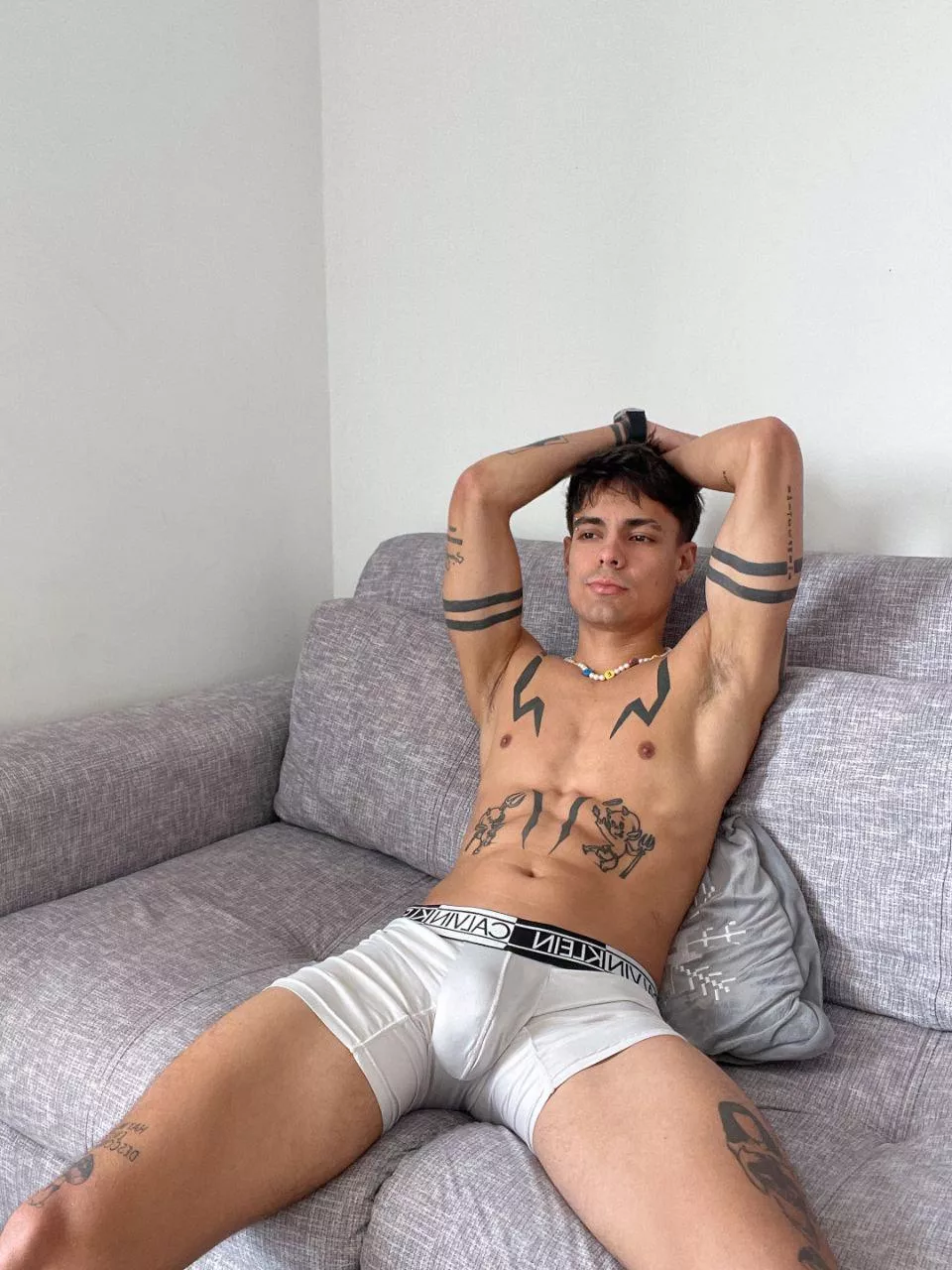 I like to play on the couch 😇