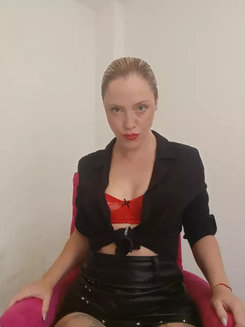 I need a maid to serve me while she dresses like a whore 