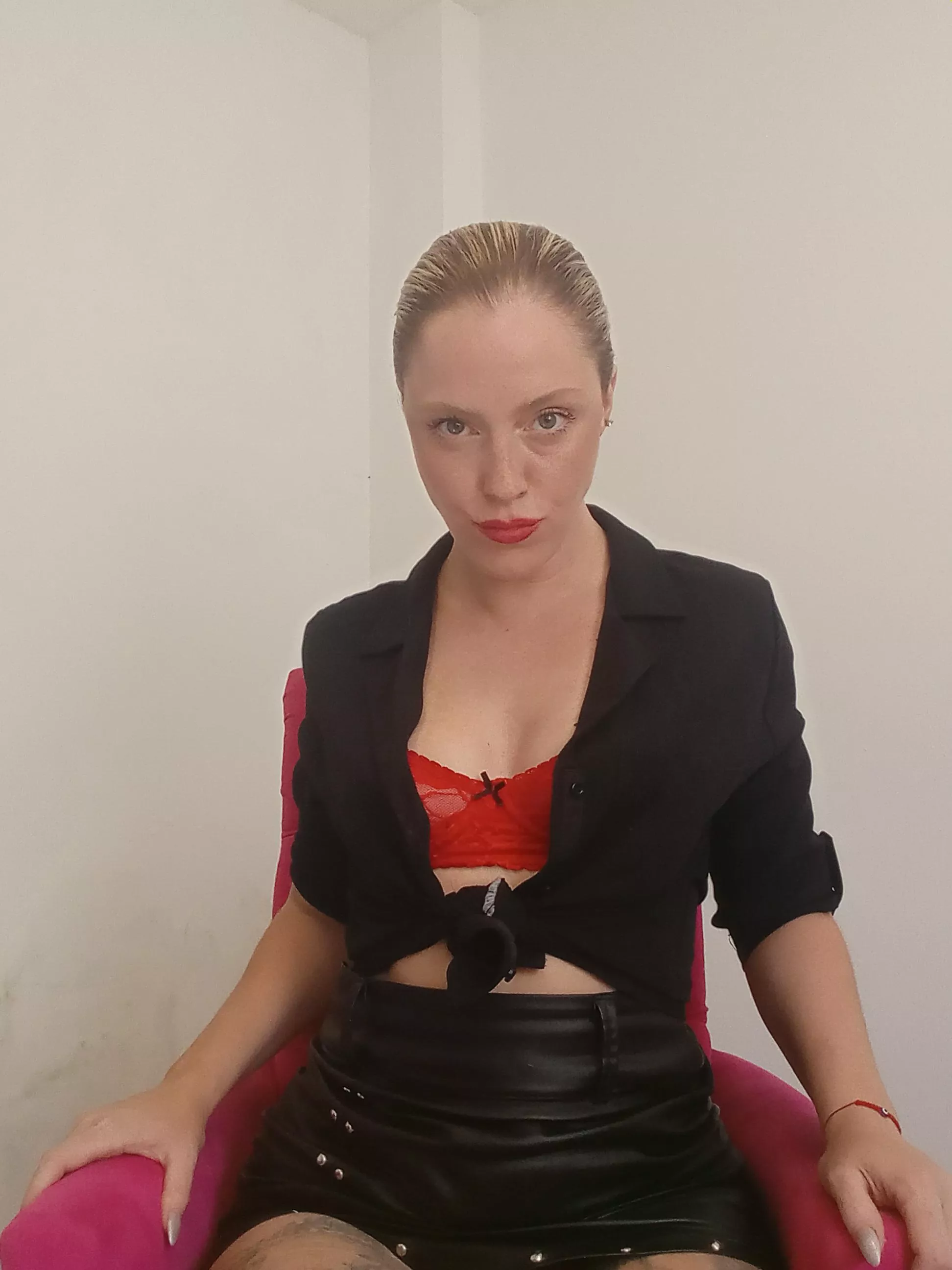 I need a maid to serve me while she dresses like a whore 