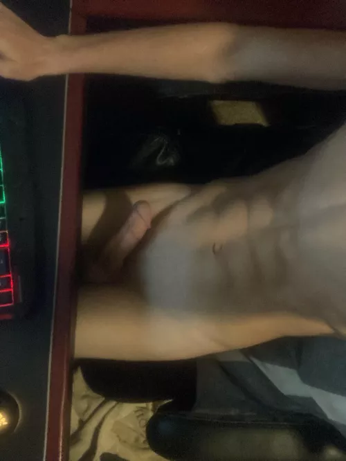 It’s NNN and I’m so horny omg 