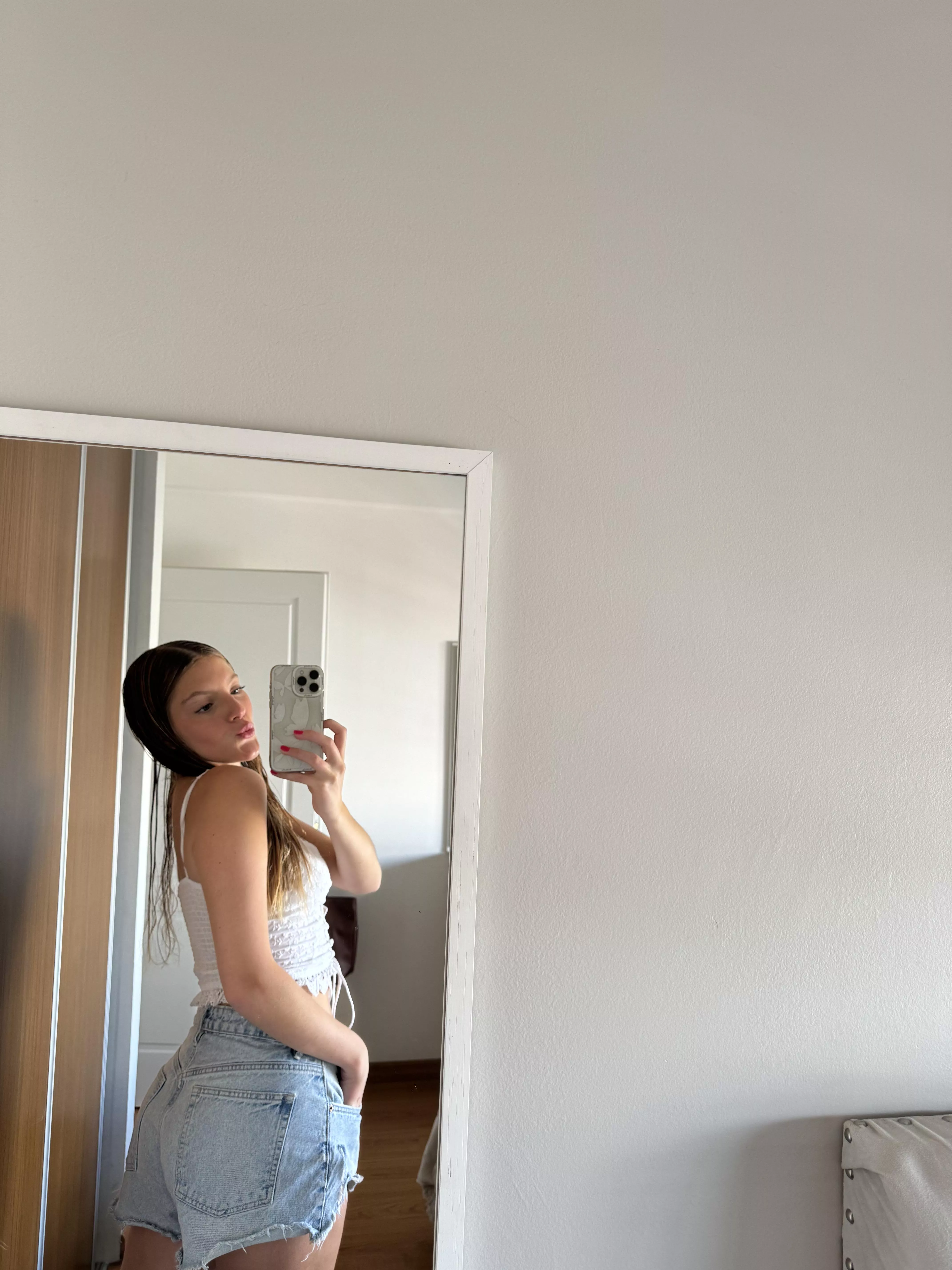 Looking for a bull to make me happy!!