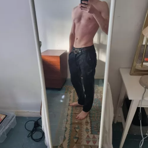 M34 looking for a woman