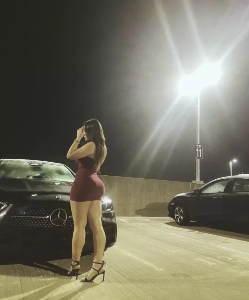 NEED A BBC FOR ME AND MY GF (19M) 