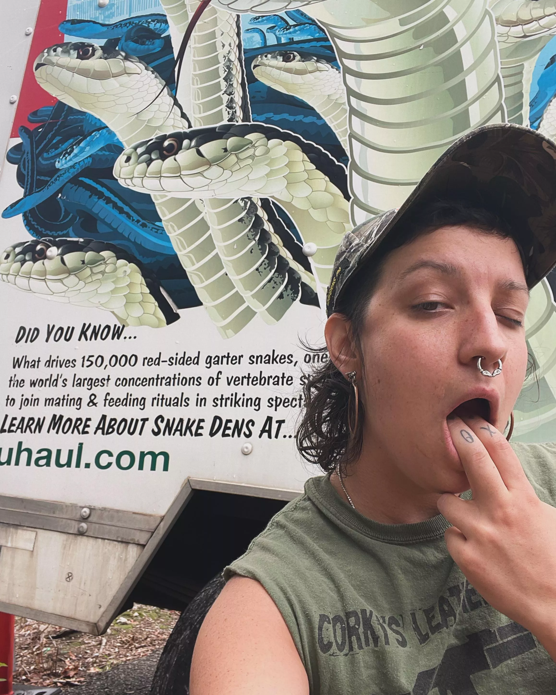 neeeeeeed my face sat on 