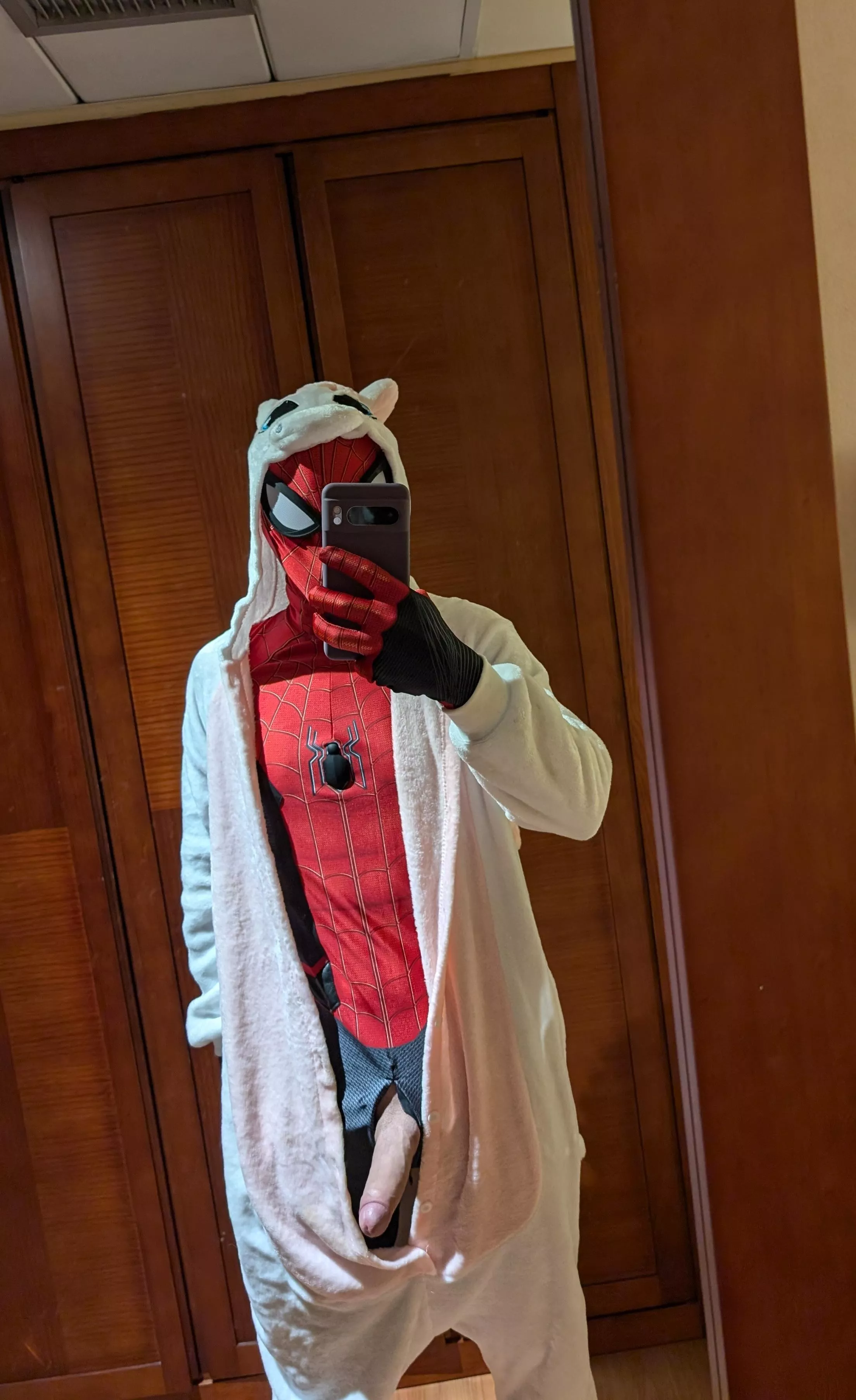 Spidey wants to facefuck someone