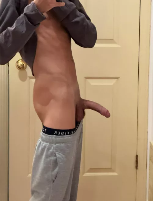 Who wants to join me in the school bathrooms? (18)